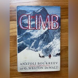 The Climb: Tragic Ambitions on Everest